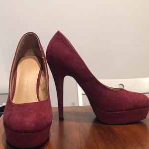 Lauren Conrad Red pumps